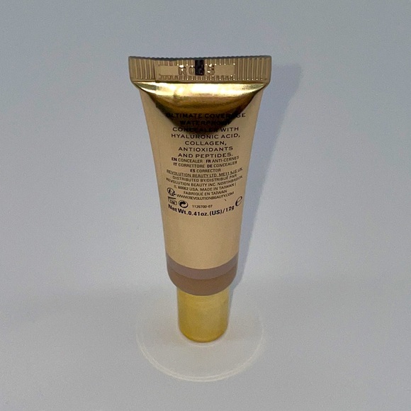 Revolution Beauty Pro Ultimate Coverage Crease Proof Concealer - Picture 3 of 6